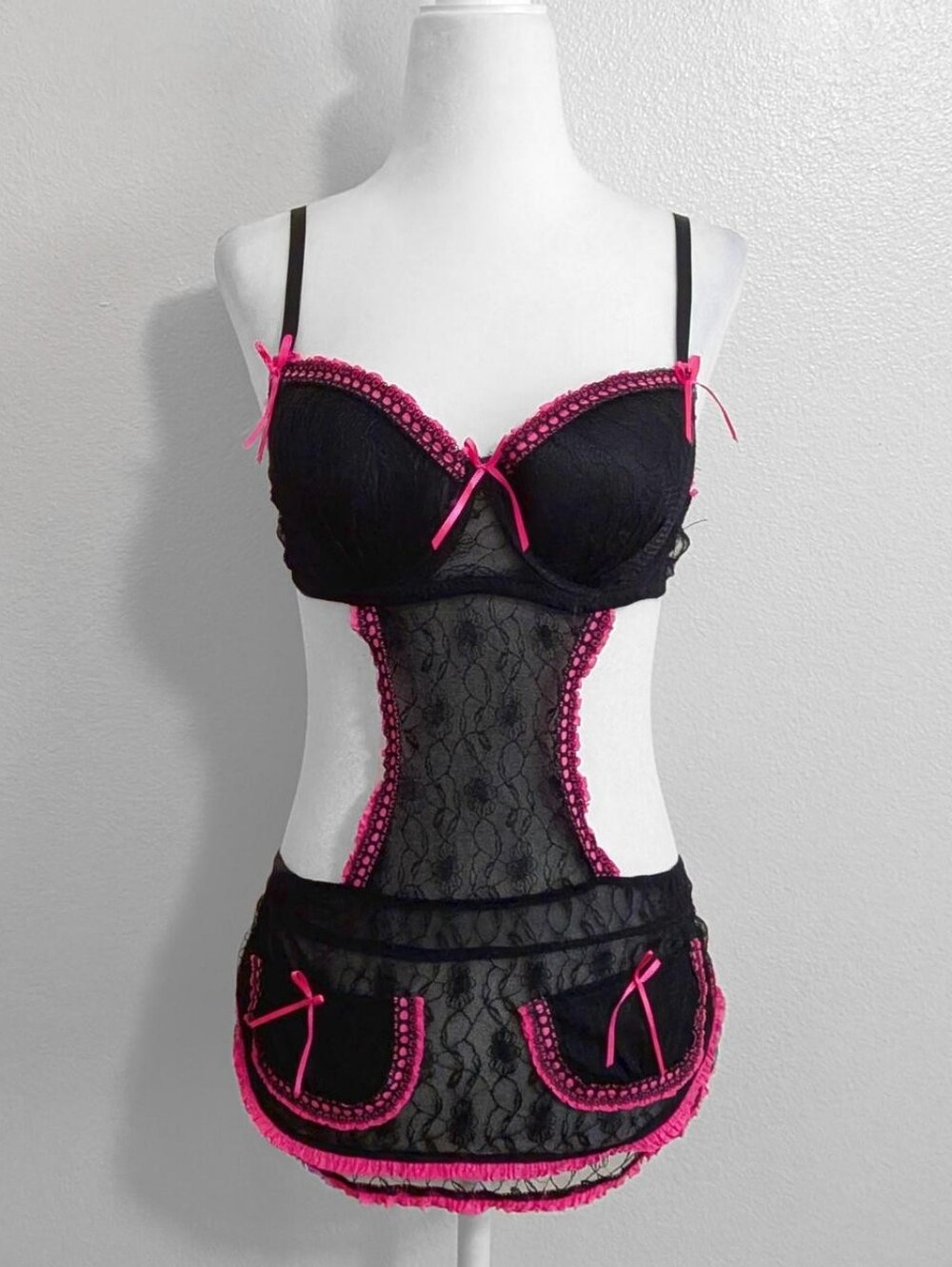 2000s Just Sexy Lingerie Black & Pink Y2K Sheer Lace Maid Apron | Size L
